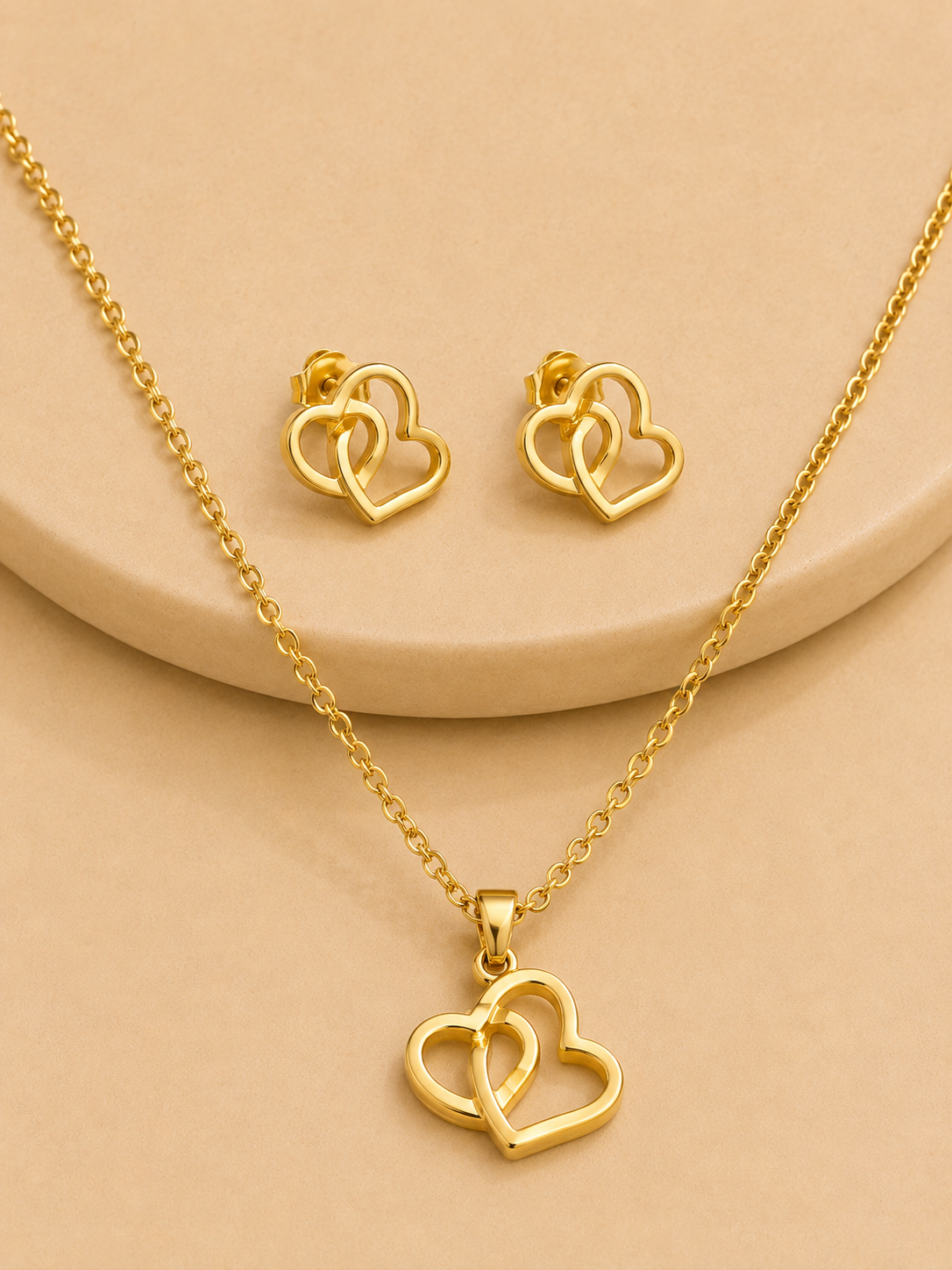 Female Trendy Stars Pendant With Pair Of Earrings