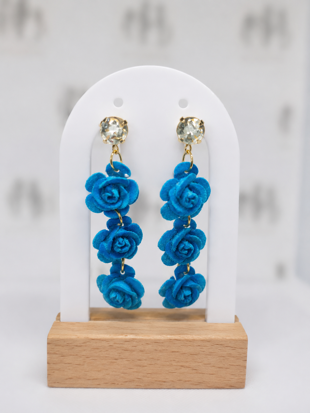 Females Trending Flower Style Earrings